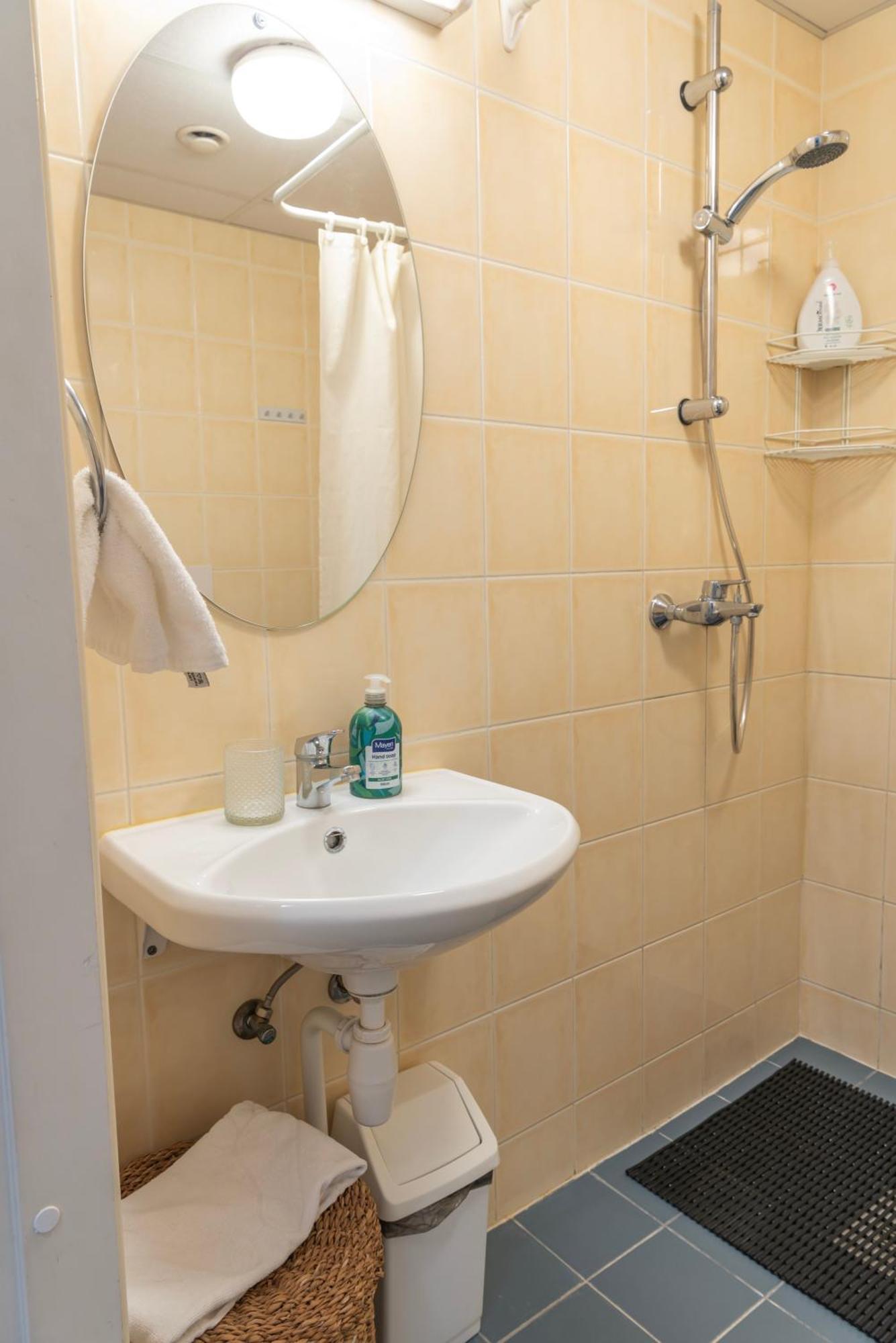 Wilde Guest Apartments Uelikooli 6 Tartu Kültér fotó